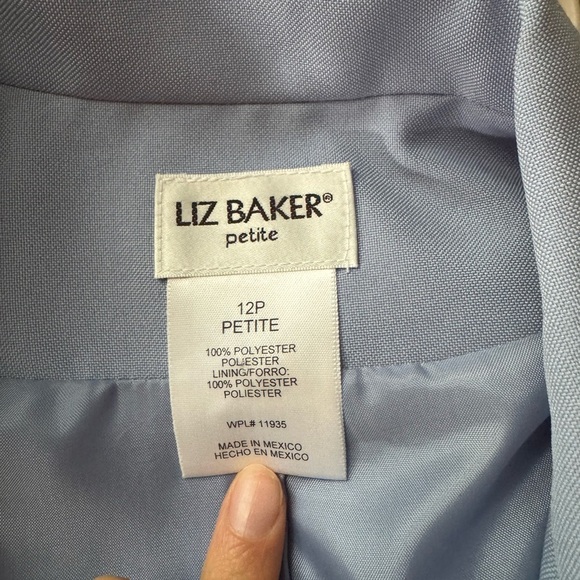Liz Baker Petite Light Blue Skirt Suit Set – Size 12P & 14P - Picture 12 of 12